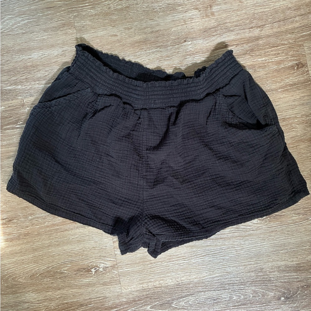 Women's Patterned Black Shorts